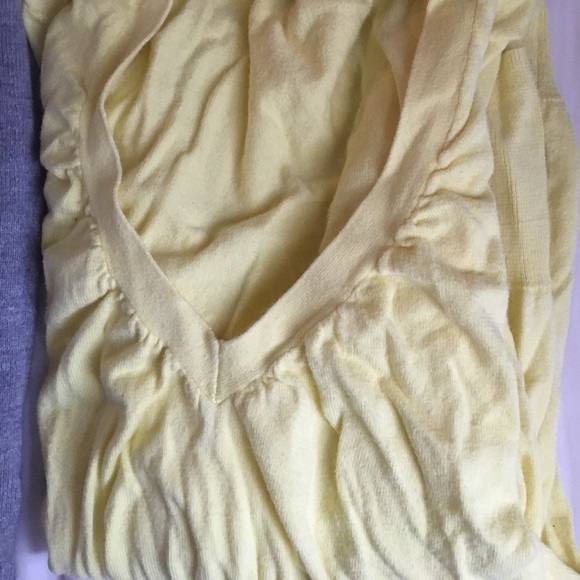 Two sweater pack - Picture 4 of 4